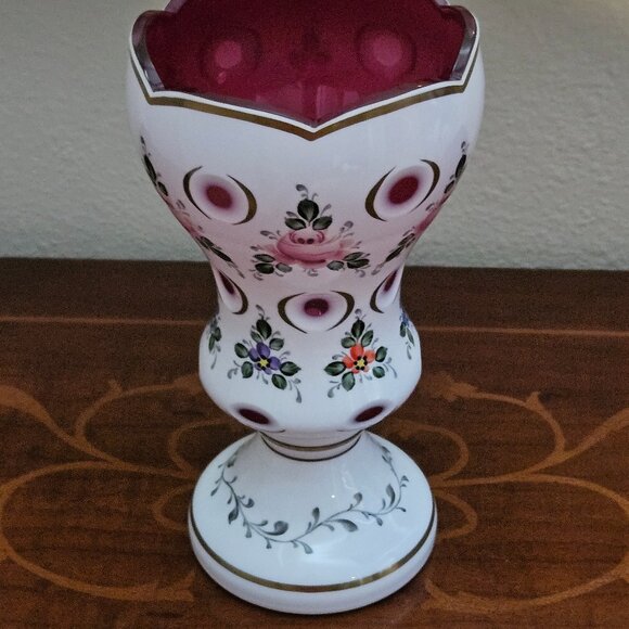 ANTIQUE VINTAGE BOHEMIAN CZECH MOSER FLOWER HAND PAINTED CUT TO CLEAR GLASS VASE